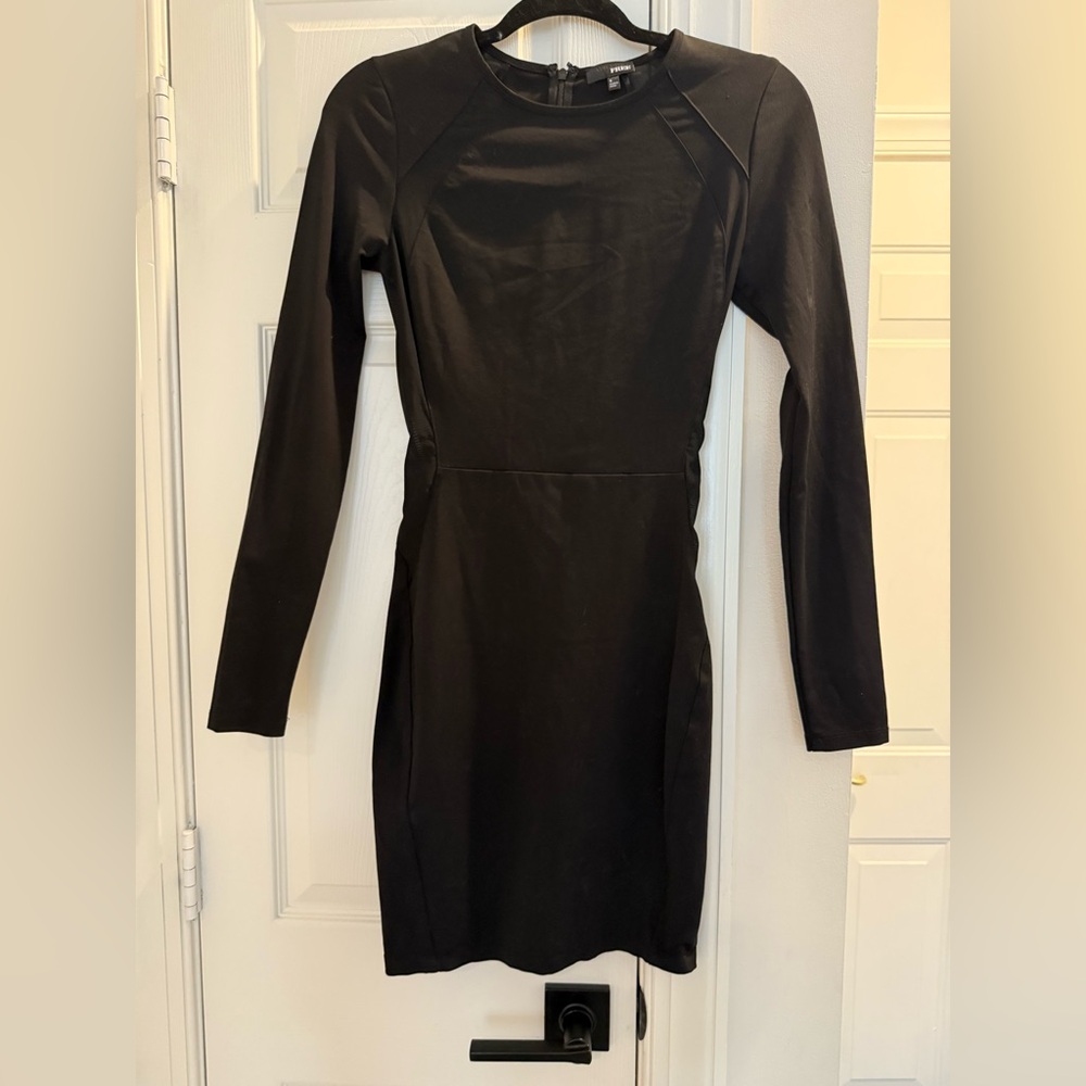 Elegant Black Long Sleeve Dress